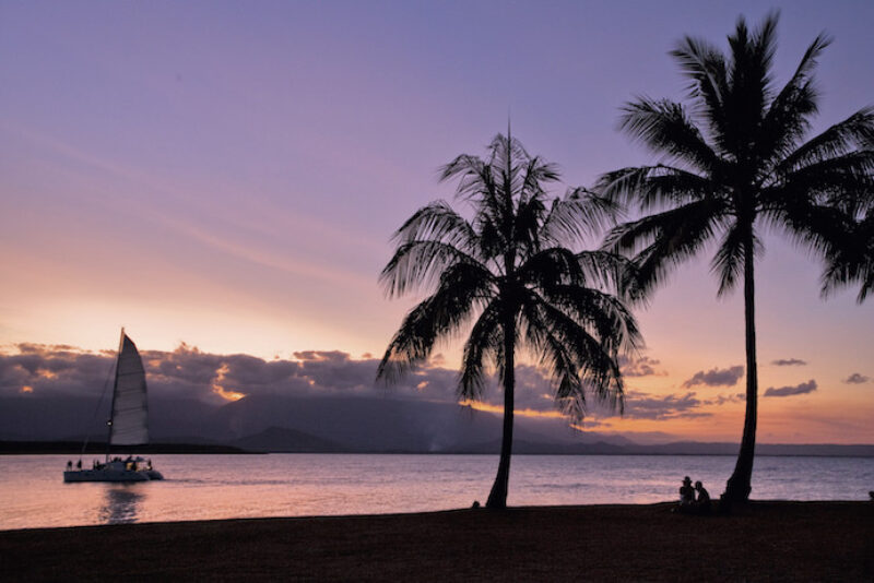 rex-smeal-park-port-douglas-sunset-watching-sail-boat