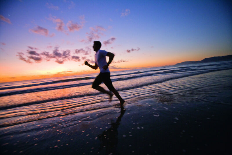 four-mile-beach-runner-sunset-port-douglas