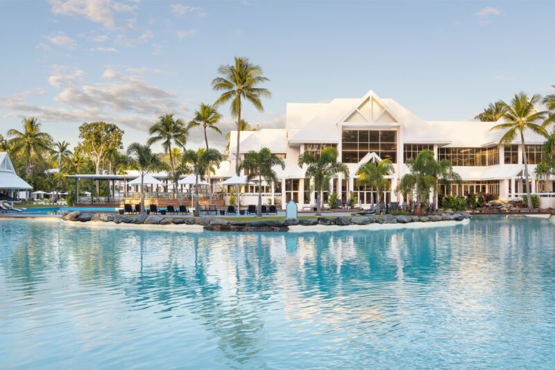 sheraton-grand-mirage-port-douglas-pool-view-accommodation