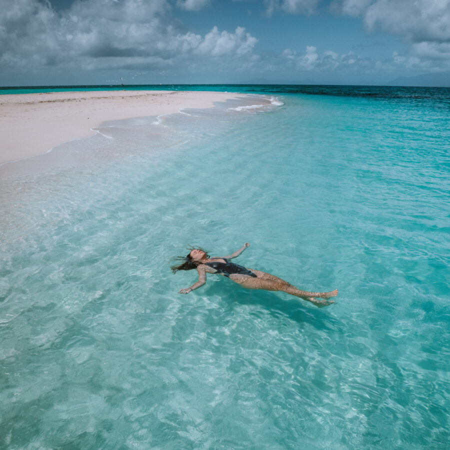 /images/_squareLarge/Discover_Paradise_2021_cover_girl_at_mackay_cay.jpg