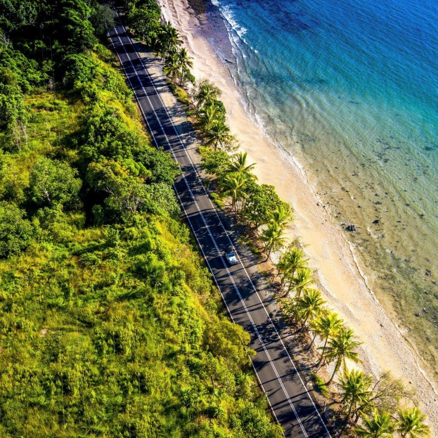 /images/_squareLarge/gbr-drive-road-shot-from-above-along-inner-reef.jpg