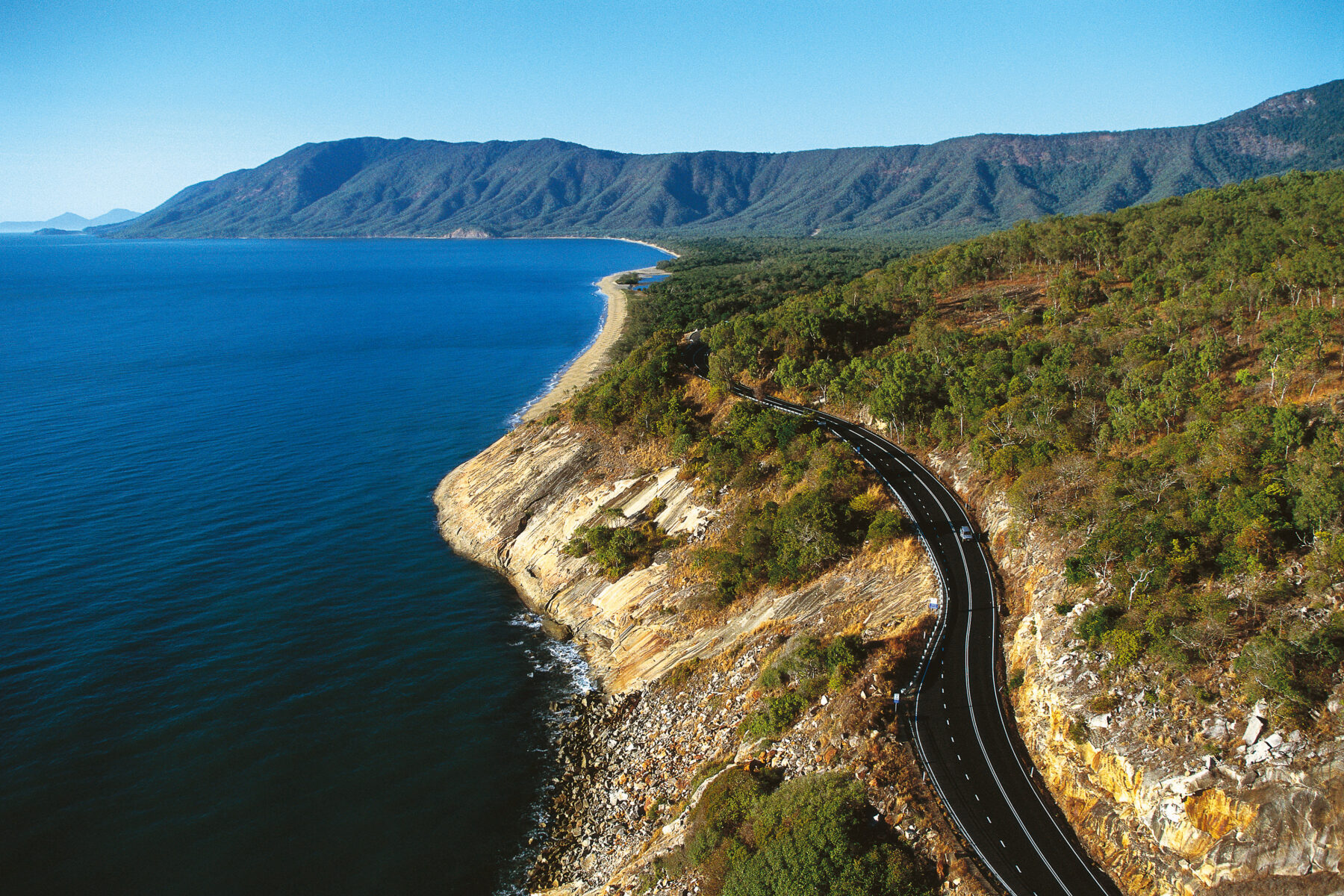 How to get to Port Douglas and Daintree