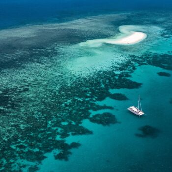 sailaway-port-douglas-great-barrier-reef-mackay-coral-cay